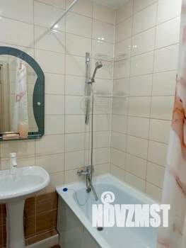 Студия квартира, посуточно, 42м2, 2/25 этаж