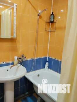 1-к квартира, посуточно, 42м2, 4/10 этаж