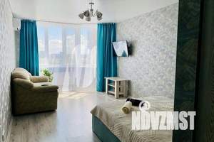 1-к квартира, посуточно, 42м2, 14/25 этаж