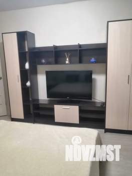 1-к квартира, посуточно, 42м2, 2/10 этаж