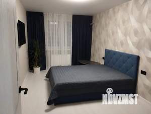 1-к квартира, посуточно, 40м2, 4/10 этаж