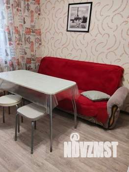 1-к квартира, посуточно, 42м2, 4/10 этаж