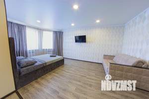 1-к квартира, посуточно, 39м2, 1/1 этаж