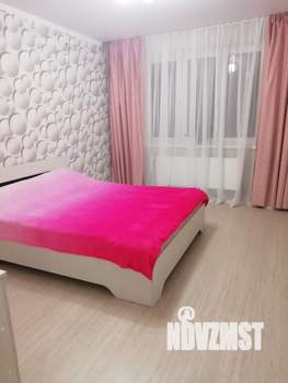 1-к квартира, посуточно, 37м2, 1/25 этаж