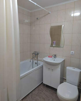 1-к квартира, на длительный срок, 42м2, 1/8 этаж