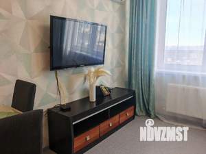 1-к квартира, посуточно, 38м2, 19/25 этаж