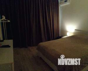 1-к квартира, посуточно, 40м2, 2/10 этаж