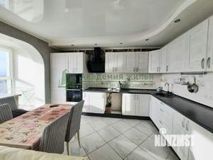 Студия квартира, на длительный срок, 44м2, 23/27 этаж