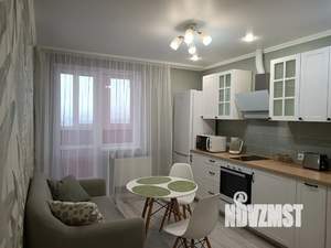 1-к квартира, посуточно, 39м2, 24/25 этаж