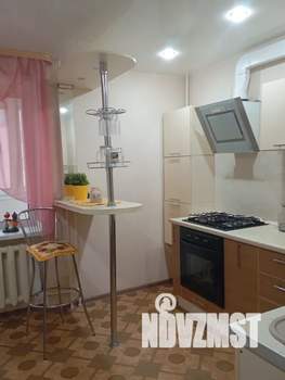2-к квартира, посуточно, 54м2, 9/10 этаж