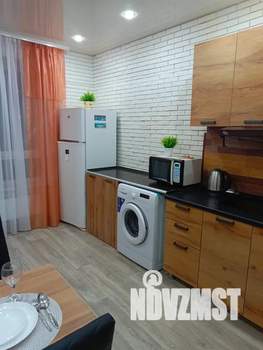 Студия квартира, посуточно, 42м2, 2/25 этаж