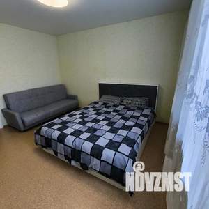 1-к квартира, посуточно, 34м2, 8/10 этаж