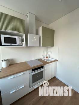 1-к квартира, посуточно, 37м2, 17/25 этаж