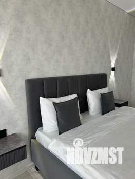 1-к квартира, посуточно, 42м2, 18/19 этаж