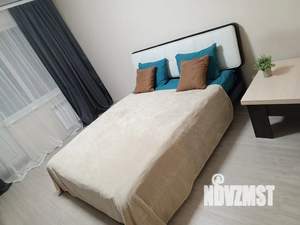 1-к квартира, посуточно, 42м2, 2/10 этаж