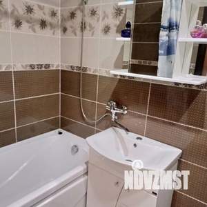 1-к квартира, посуточно, 42м2, 6/10 этаж