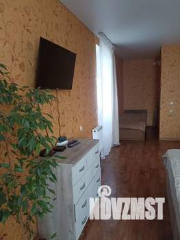 1-к квартира, посуточно, 43м2, 4/10 этаж