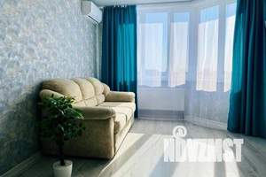 1-к квартира, посуточно, 42м2, 14/25 этаж