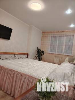 1-к квартира, посуточно, 40м2, 7/10 этаж