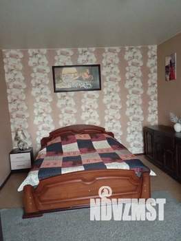 1-к квартира, посуточно, 38м2, 8/10 этаж