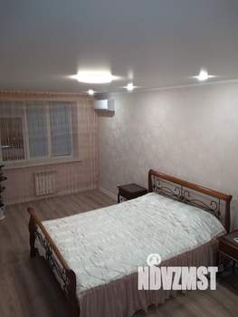 1-к квартира, посуточно, 40м2, 7/10 этаж