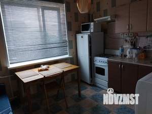 1-к квартира, посуточно, 37м2, 10/10 этаж