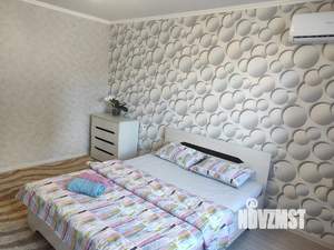 1-к квартира, посуточно, 37м2, 1/25 этаж