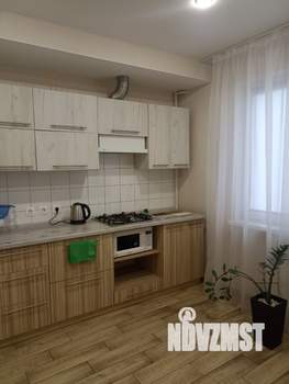 1-к квартира, посуточно, 40м2, 2/10 этаж