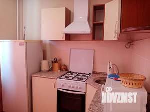 1-к квартира, посуточно, 39м2, 6/9 этаж