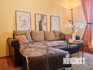 1-к квартира, посуточно, 40м2, 2/10 этаж