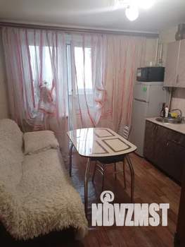 1-к квартира, посуточно, 40м2, 4/10 этаж