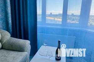 1-к квартира, посуточно, 42м2, 14/25 этаж