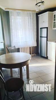 1-к квартира, на длительный срок, 52м2, 3/10 этаж