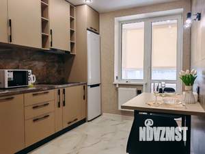 1-к квартира, посуточно, 40м2, 9/10 этаж