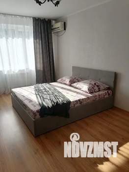 1-к квартира, посуточно, 38м2, 6/10 этаж