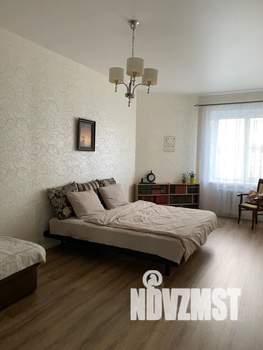 2-к квартира, посуточно, 85м2, 1/10 этаж