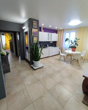 3-к квартира, вторичка, 82м2, 3/27 этаж