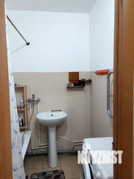 2-к квартира, вторичка, 63м2, 8/10 этаж