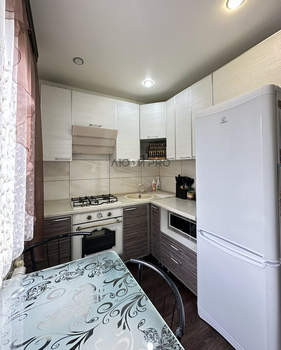 2-к квартира, вторичка, 44м2, 1/5 этаж