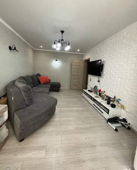 3-к квартира, вторичка, 77м2, 1/5 этаж