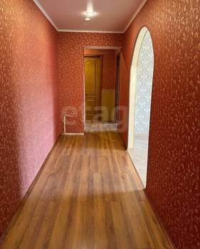 3-к квартира, вторичка, 60м2, 1/9 этаж