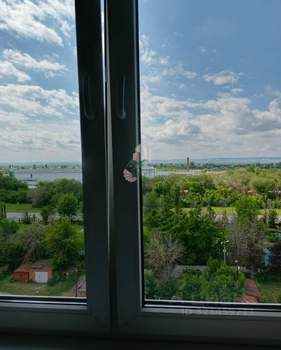 2-к квартира, вторичка, 56м2, 8/12 этаж