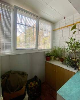 3-к квартира, вторичка, 72м2, 1/10 этаж