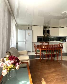 2-к квартира, вторичка, 60м2, 4/10 этаж