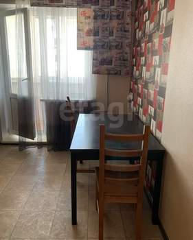 3-к квартира, вторичка, 76м2, 8/10 этаж