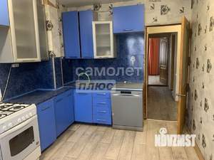 3-к квартира, вторичка, 70м2, 1/9 этаж