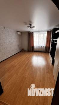 3-к квартира, вторичка, 61м2, 1/9 этаж