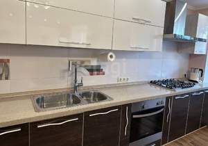 4-к квартира, вторичка, 179м2, 4/10 этаж