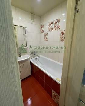 2-к квартира, вторичка, 44м2, 3/5 этаж