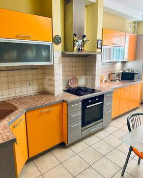 3-к квартира, вторичка, 104м2, 8/10 этаж